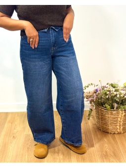 JEANS DETALLE CINTURA